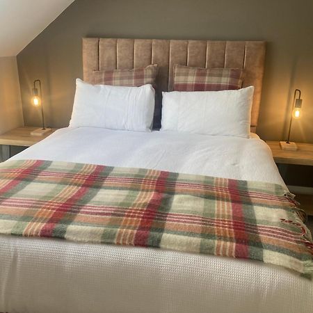 Luxury Country Escape Daire Ennis Dış mekan fotoğraf