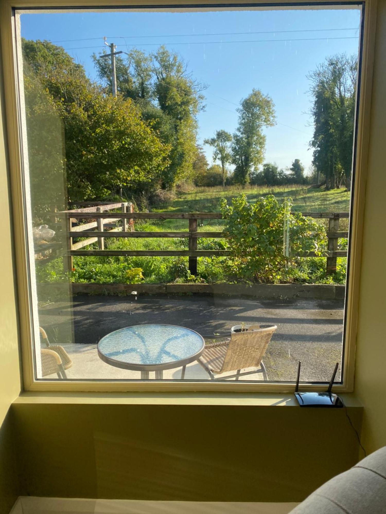 Luxury Country Escape Daire Ennis Dış mekan fotoğraf